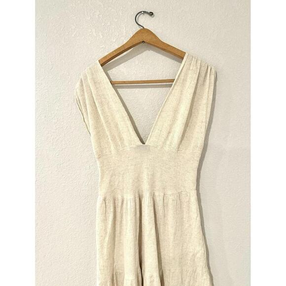ASOS Design Beige V Neck Flowy Boho Dress Women's Size US8 - Picture 4 of 15